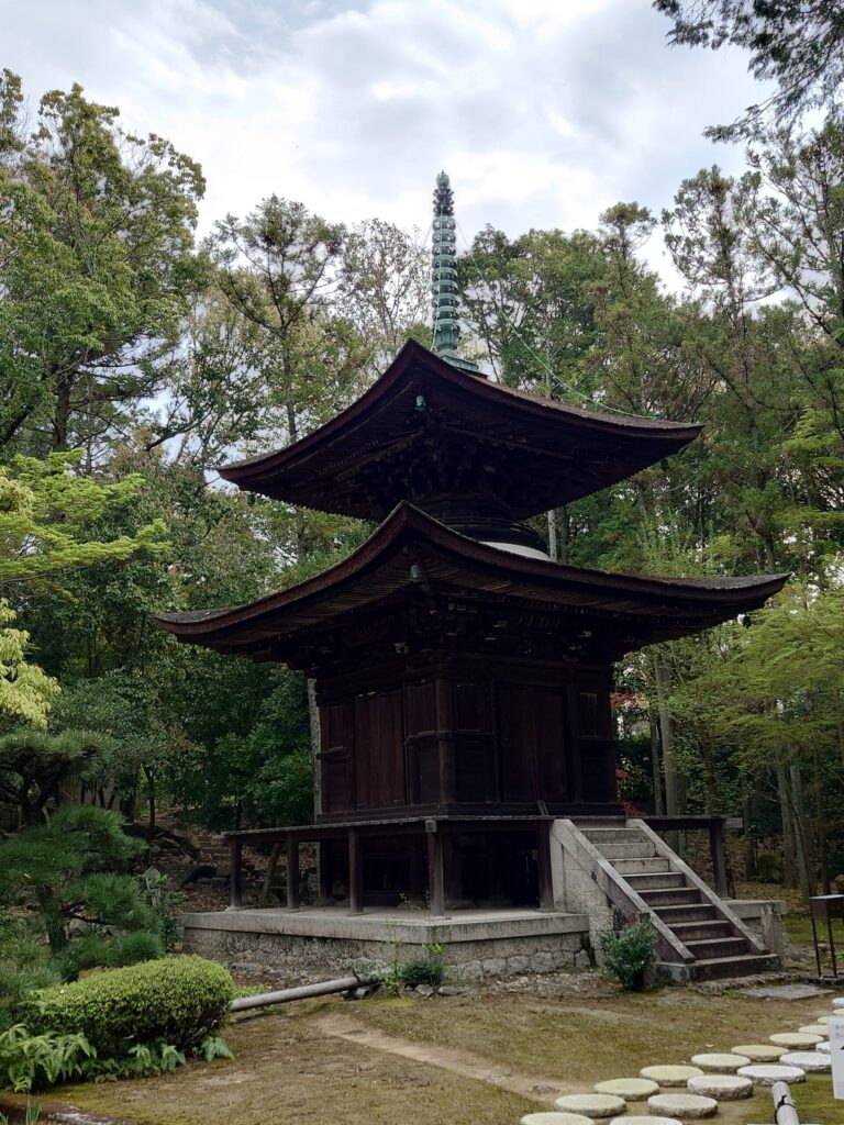 慈眼院 国宝多宝塔